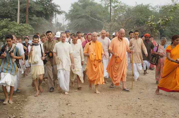 क्यों किया जाता है वृंदावन का परिक्रमा।